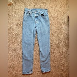 LEVI JEANS - Women’s size - 26W 32L